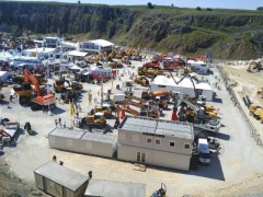 山推携DH16K全液压推土机亮相英国HILLHEAD工程机械展！
