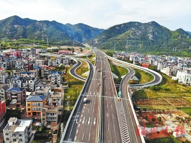 长福高速公路　预计8月上旬通车