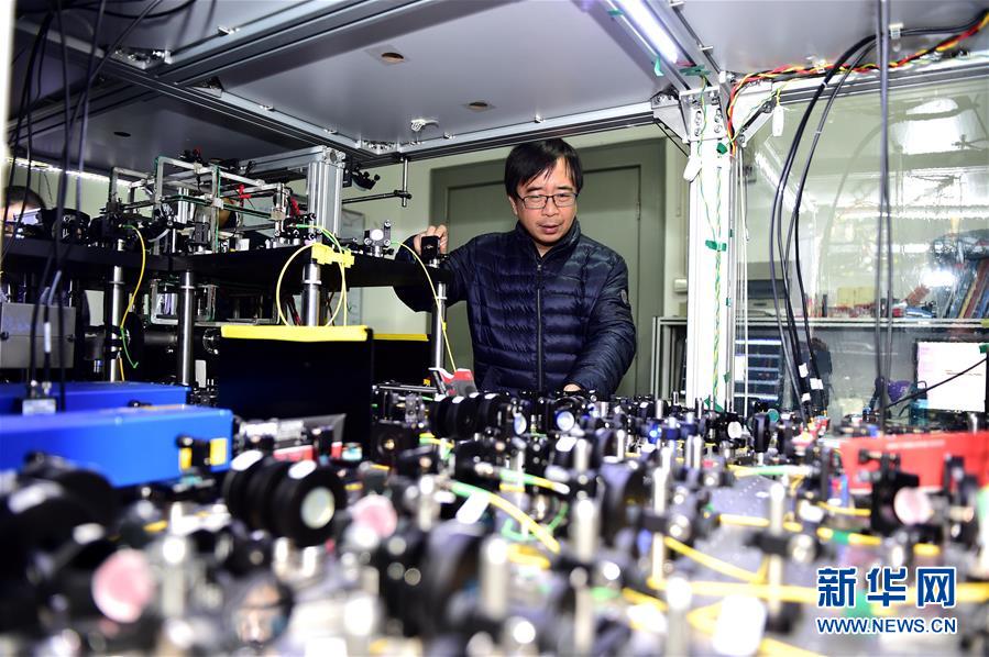 (在习近平新时代中国特色社会主义思想指引下——新时代新作为新篇章·习近平总书记关切事·图文互动)(2)探“微观世界” 抓“关键变量”——我国科学家与量子“纠缠”的故事