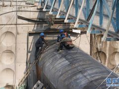 白鹤滩水电站建设施工忙