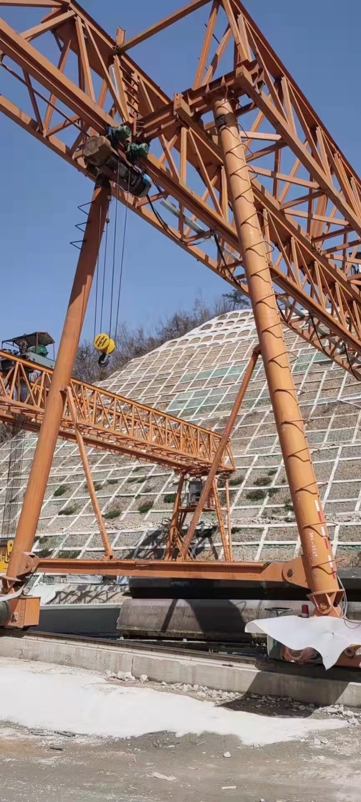 四川80吨龙门吊安装、拆除、租赁 18782127665