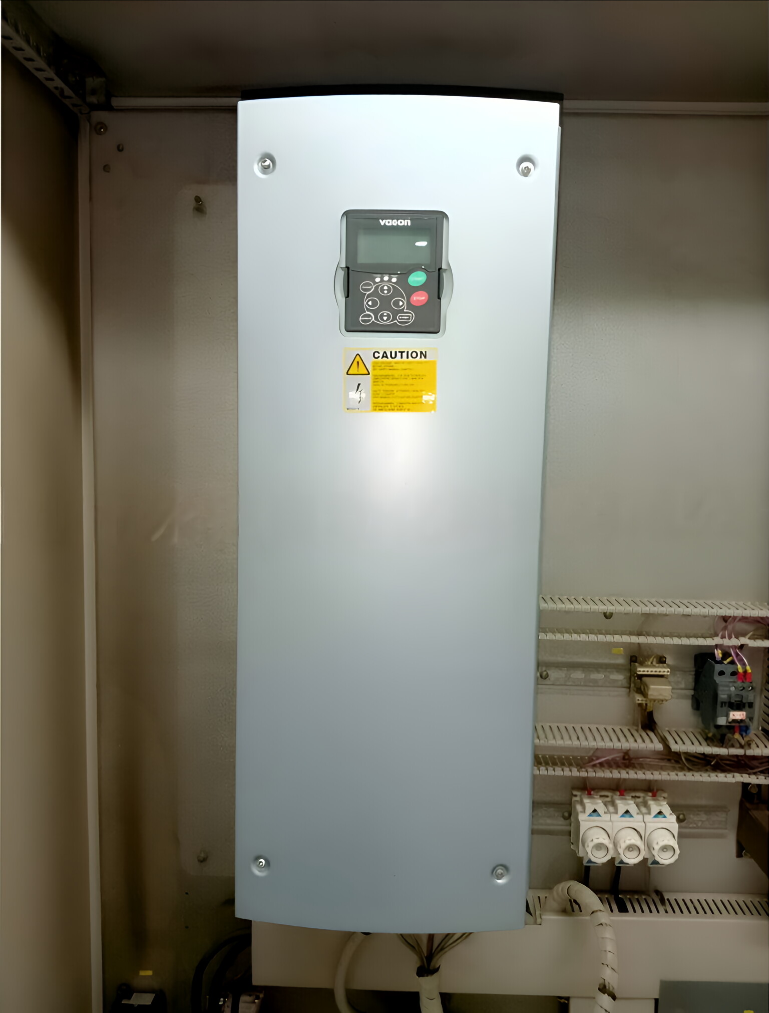 032e3736972842c08a95**1a70d82596(2)