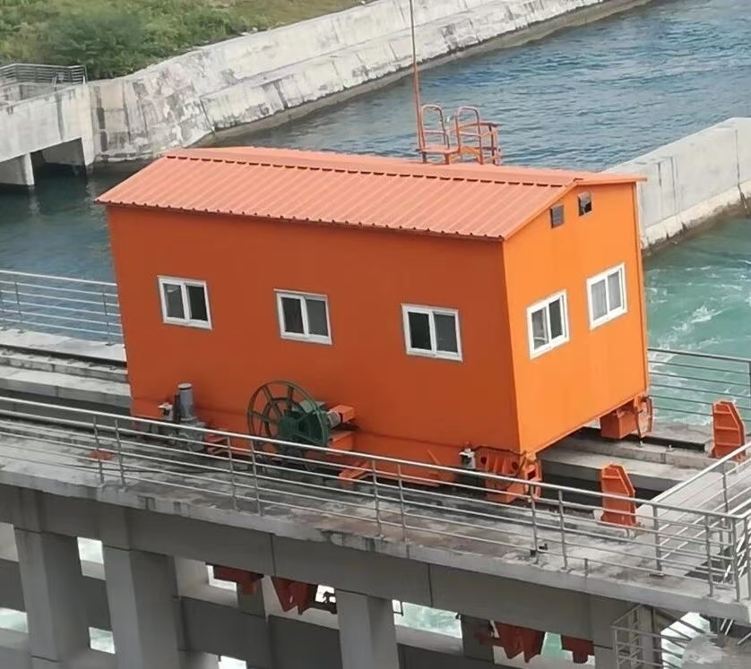 云南昆明坝顶门机启闭机厂家