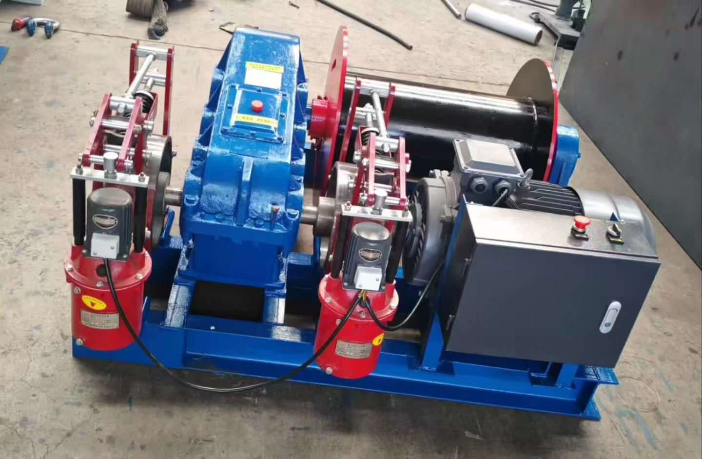 云南昆明卷扬机厂家