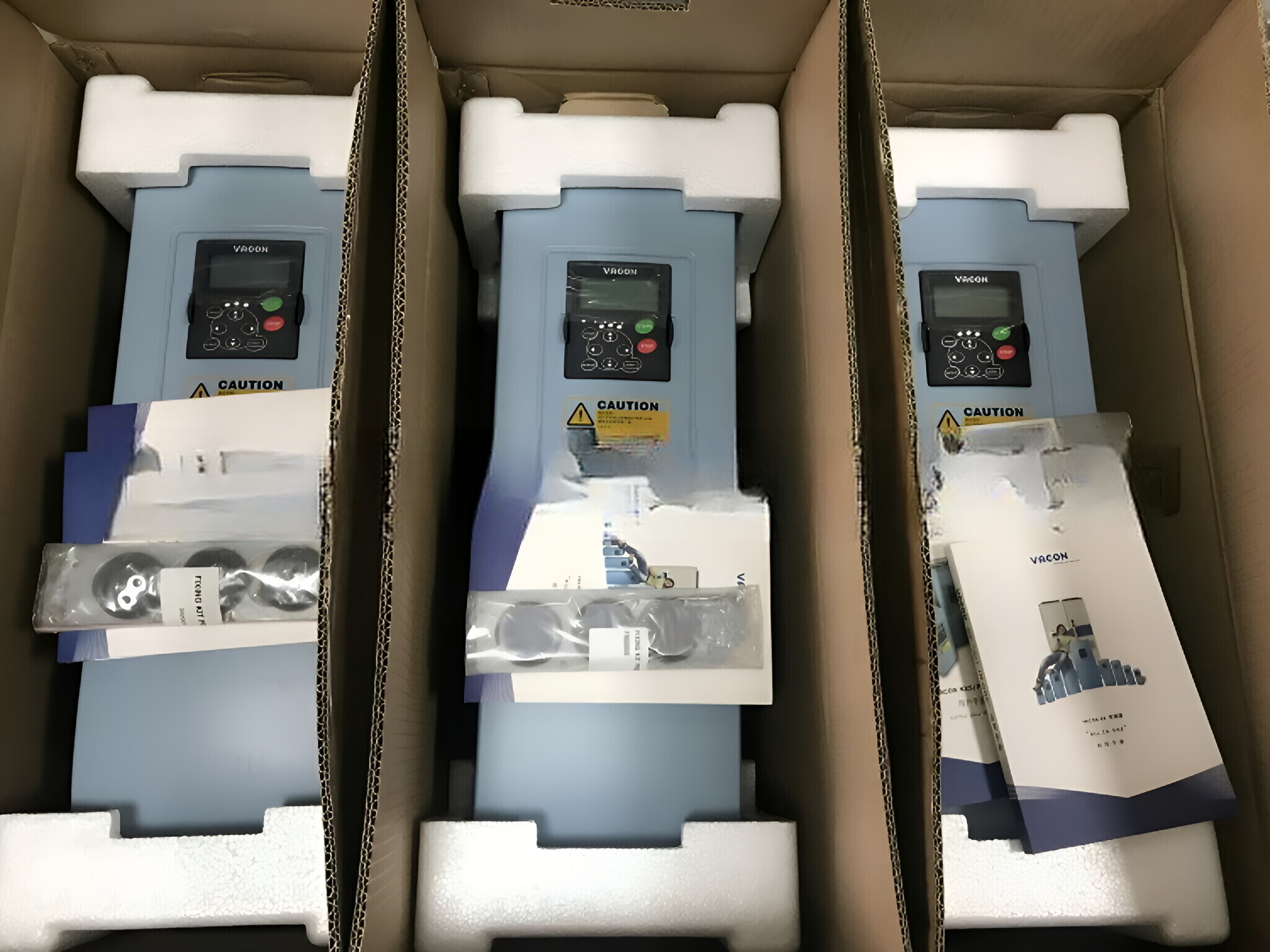 VACON伟肯变频器NXS0016**