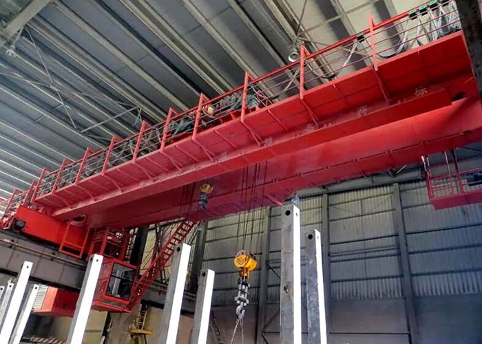 丽江双梁绝缘桥式起重机